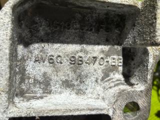 кронштейн двигателя Volvo V40 2 поколение 2012, 1.6 л., D 4162 T, дизель, AV6Q9B470