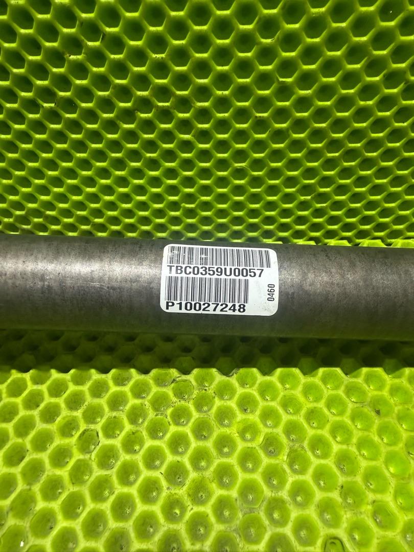 полуось передняя левая (приводной вал, ШРУС) Jeep Wrangler 4 поколение 2019, 2.0 л., бензин, P10027248, 38202720 - фото №1