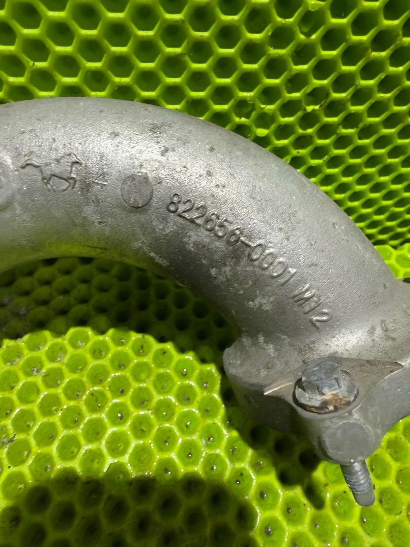 патрубок интеркулера Renault Trafic 3 поколение 2016, 1.6 л., R9M 450, дизель, 8226560001 - фото №1