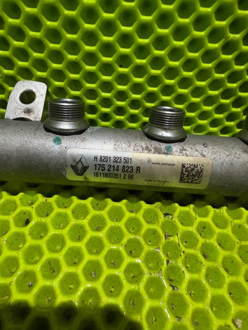 топливная рампа Renault Trafic 3 поколение 2016, 1.6 л., R9M 450, дизель, 0281006192, H8201323501, 175214823R - фото №1