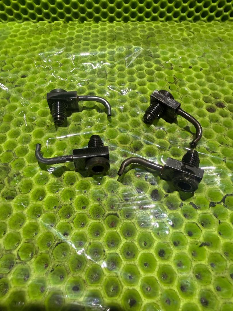 форсунка масляная Volvo V40 2 поколение 2012, 1.6 л., D 4162 T, дизель - фото №1