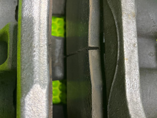 суппорт передний правый Jeep Wrangler 4 поколение 2019, 2.0 л., бензин, 17986801