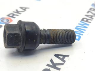 болт колесный Porsche Taycan 1 поколение 2022, электро, седан, полный привод