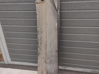 накладка на порог BMW i3 L01 [рестайлинг] 2020, электро, хетчбэк 5 дв., задний привод, 51757368597, 7368597