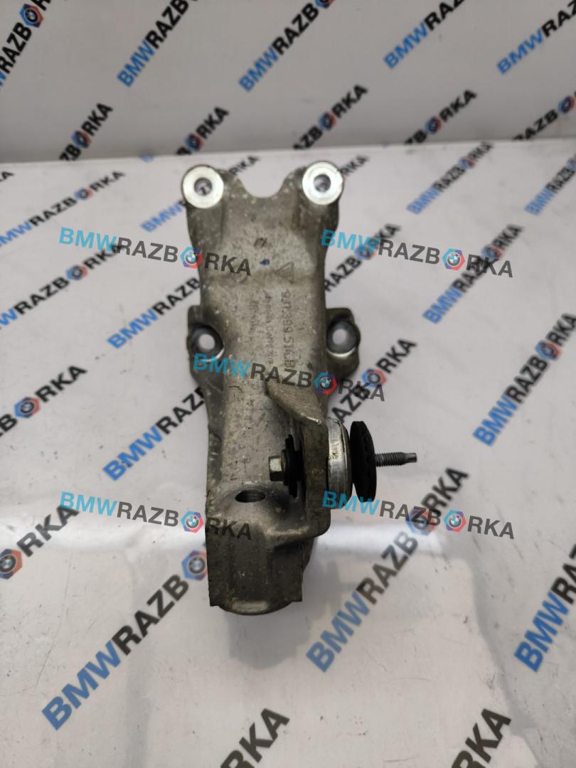 кронштейн двигателя Porsche Taycan 1 поколение 2022, электро, седан, полный привод, 9J1399514B - фото №1