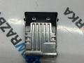 разъем AUX / USB BMW 5 серия G30/G31 G30 2019, 2.0 л., B47 D20 B, дизель, АКПП, 8711938, 84108711938 - фото №3