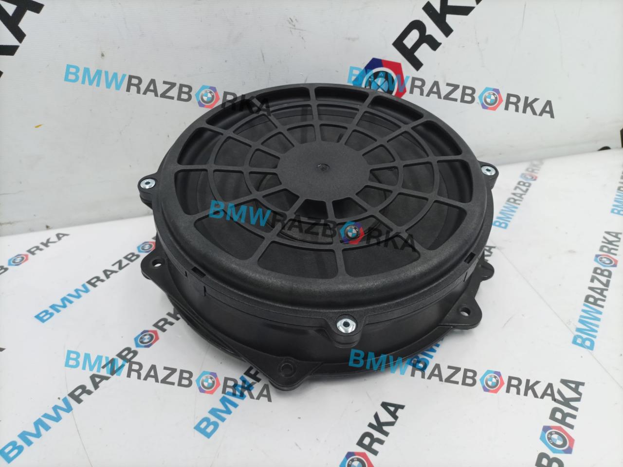 динамик двери Porsche Taycan 1 поколение 2022, электро, седан, полный привод, 971035454E, 971035454 - фото №1