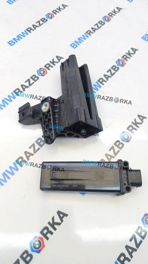 блок контроля давления в шинах Porsche Taycan 1 поколение 2022, электро, седан, полный привод, 9J1907297B, 992907273D - фото №1