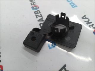 крепление парктроника Porsche Taycan 1 поколение 2022, электро, седан, полный привод, 9J1807714