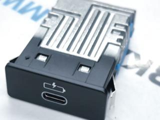 разъем AUX / USB BMW X6 G06 [рестайлинг] G06 2024, 3.0 л., B58B30P, бензин, АКПП, 416, внедорожник 5 дв., полный привод, 5A84164