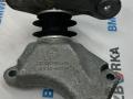 кронштейн КПП BMW M4 G82/G83 G82 2021, S58B30A, АКПП, купе, 6861570, 6861571, 7953115 - фото №3