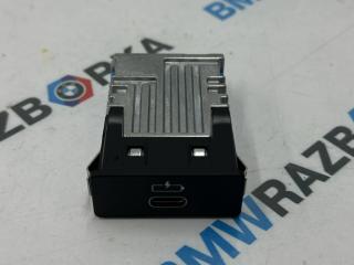разъем AUX / USB BMW X7 G07 [рестайлинг] G07 2023, 3.0 л., B58B30P, бензин, АКПП, 475, внедорожник 5 дв., полный привод, 5A84164