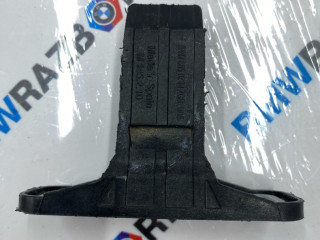 крепление бампера Mercedes-Benz V-Класс W447 [рестайлинг] W447 2024, 2.0 л., OM 654.920, дизель, АКПП, черный обсидиан металлик mb 9197, микроавтобус, задний привод, 4478850214, A4478850214