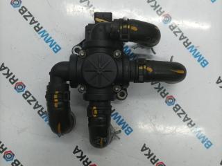 клапан системы охлаждения Porsche Taycan 1 поколение 2022, электро, седан, полный привод, 9J1121641, 9J1121637, 9J1963375, 9J1963375D, 9J1121632, 9J1121642