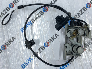 замок капота BMW i8 I12 [рестайлинг] I12 2017, 1.5 л., B38 K15 A, бензин, купе, полный привод, 51237399287, 7399287