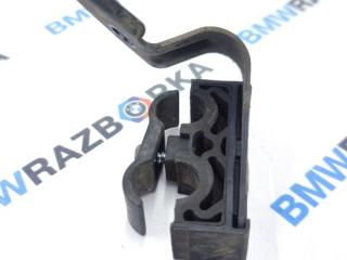 кронштейн (крепление) BMW M5 F90 2019, 4.4 л., S63 B44 B, бензин, АКПП, 475, седан, полный привод, 17228689719, 8689719