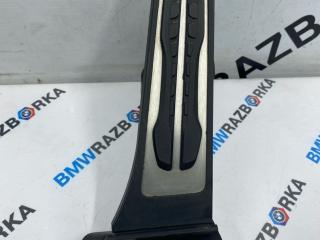 педаль BMW M5 F90 2019, 4.4 л., S63 B44 B, бензин, АКПП, 475, седан, полный привод, 6871053