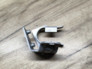 кронштейн радиатора BMW i8 I12 2015, 1.5 л., гибрид, полный привод, 51647336227, 7336227