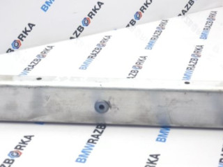 кронштейн радиатора Porsche Taycan 1 поколение 2022, электро, универсал, полный привод, правый руль, 9J1806303