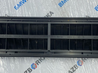 Наружная вентиляционная решетка BMW i8 I12 [рестайлинг] I12 2017, 1.5 л., B38 K15 A, бензин, купе, полный привод, 9303806