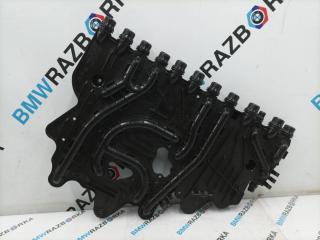 фланец (тройник) системы охлаждения Porsche Taycan 1 поколение 2022, электро, седан, полный привод, 9J1121406