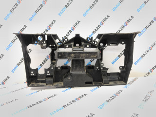 Крепление бампера переднего Porsche Taycan 1 поколение 2022, электро, универсал, полный привод, правый руль, 9J1907390J