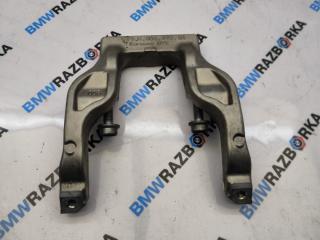 кронштейн двигателя Porsche Taycan 1 поколение 2022, электро, седан, полный привод, 9J1804495