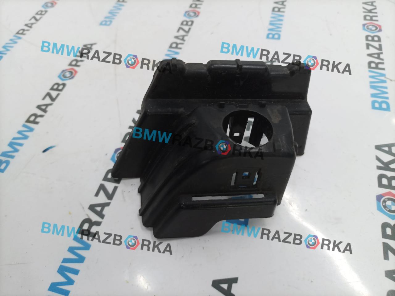 крепление парктроника Porsche Taycan 1 поколение 2022, электро, седан, полный привод, 9J1807592 - фото №1