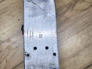 кронштейн переднего бампера BMW 1 серия F40 2023, 1.5 л., B37 C15 A, дизель, skyscraper grau metallic (c4w), хетчбэк 5 дв., передний привод, 7459887