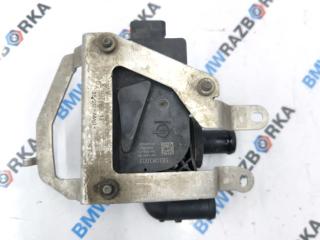 клапан системы охлаждения Porsche Taycan 1 поколение 2022, электро, седан, полный привод, 9J1963375J