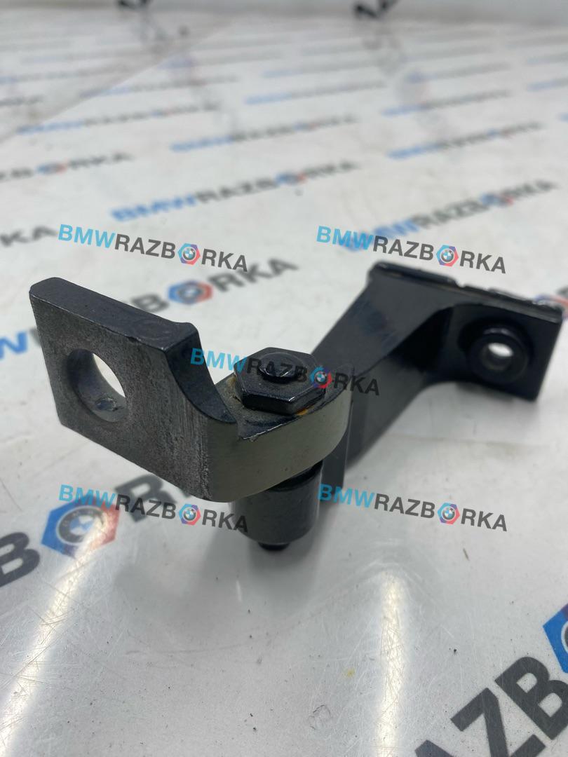 петля двери Porsche Taycan 1 поколение 2022, электро, седан, полный привод, 9J1833404, 9J1831402 - фото №1