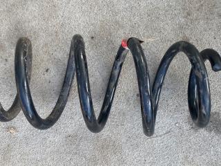 пружина задняя Tesla Model 3 1 поколение 2022, электро, задний привод, правый руль, 1044472-01-E, 1044472