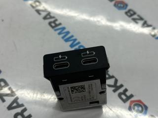 разъем AUX / USB BMW 5 серия G30/G31 G30 2019, 2.0 л., B47 D20 B, дизель, АКПП, 8711938, 84108711938