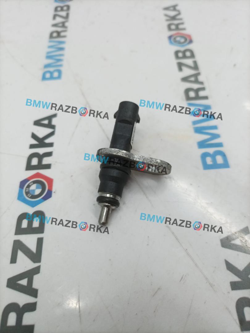 датчик температуры охлаждающей жидкости Porsche Taycan 1 поколение 2022, электро, седан, полный привод, 948805X0, 06L919523 - фото №1