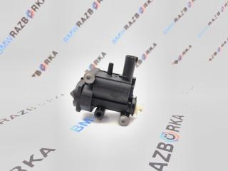 активатор замка крышки топливного бака BMW 5 серия F07/F10/F11 [рестайлинг] F11 2013, универсал, 7228199