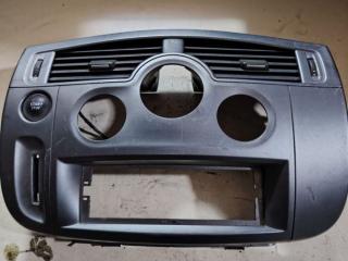 панель передняя салона (торпедо) Renault Scenic 2 поколение [рестайлинг] (2006 - 2010), 8200233723, 8200233724, 8200140720, 8200140724, A8200140713, 8200140713