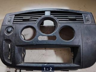 панель передняя салона (торпедо) Renault Scenic 2 поколение [рестайлинг] (2006 - 2010), 8200140710, 8200494135, 8200140715, 8200140721, 8200233546
