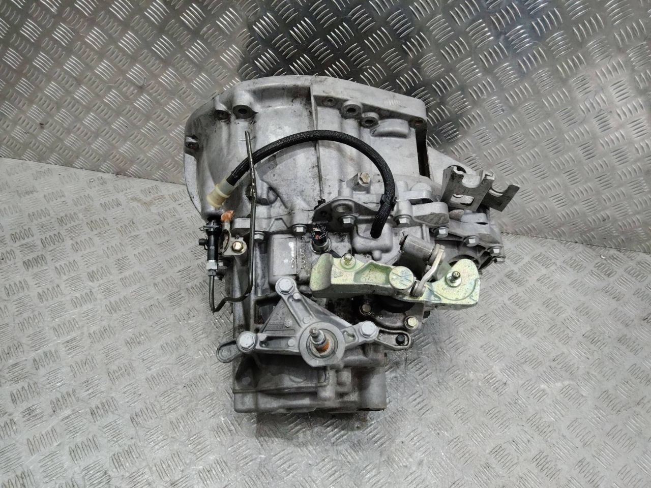 КПП механическая (МКПП) Renault Scenic 2 поколение 2005, 1.9 л., дизель, МКПП, ND0002 - фото №1