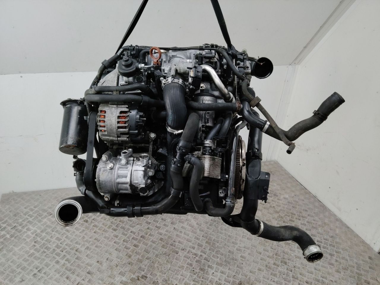 двигатель Volkswagen Passat B6 2009, 2.0 л., дизель, МКПП, CBD - фото №1