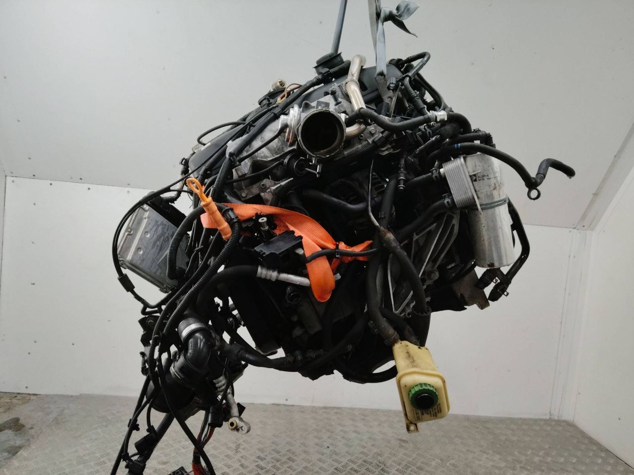 двигатель Volkswagen Touareg 1 поколение 2004, 2.5 л., дизель, АКПП, BAC - фото №1