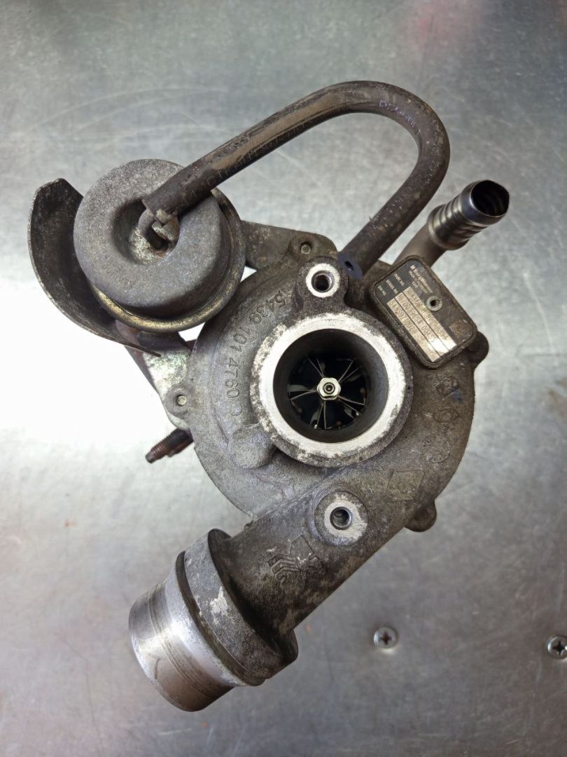 турбина Renault Duster 1 поколение (2010 - 2015), 1.5 л., дизель, 8200889694, 54359710028, 144110429R, 8200728090, 144116446R, 8200841167, 144118936R, 7701478939, 8200439551, 841167H82728353, 16446RH82728353, 118936RH82728353, 82728353, 1441100Q2E - фото №1