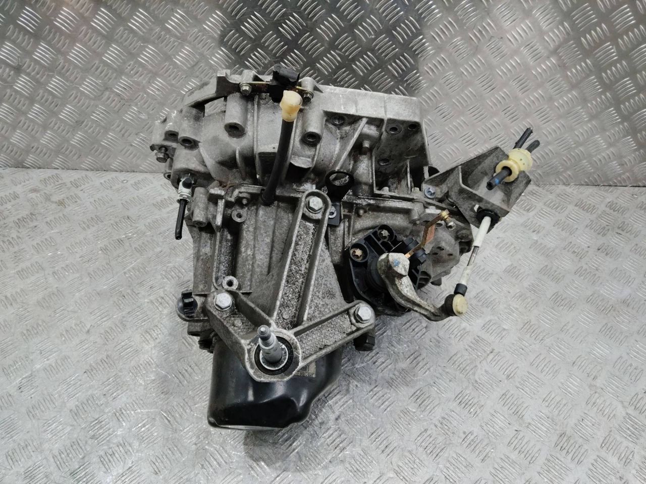 КПП механическая (МКПП) Renault Scenic 2 поколение 2003, 1.6 л., бензин, JR5104 - фото №1