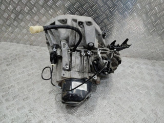 КПП механическая (МКПП) Renault Megane 3 поколение 2011, 1.5 л., дизель, МКПП, JR5337