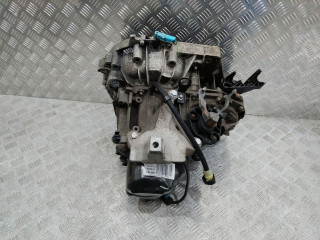 КПП механическая (МКПП) Renault Megane 3 поколение 2009, 1.6 л., бензин, JH3183