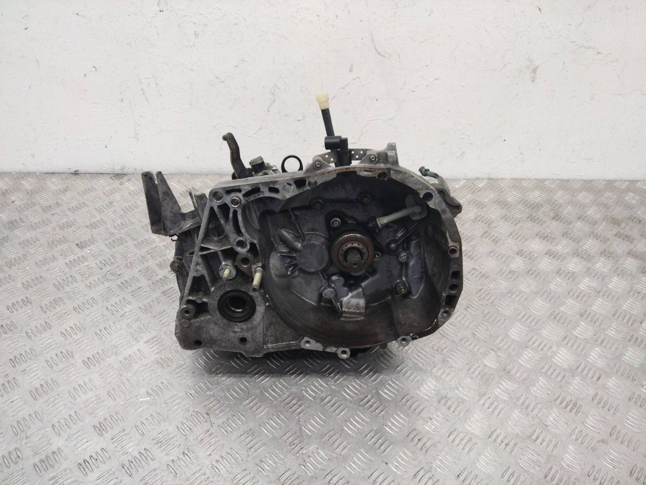 КПП механическая (МКПП) Renault Megane 2 поколение 2006, 1.6 л., бензин, МКПП, JH3142 - фото №1