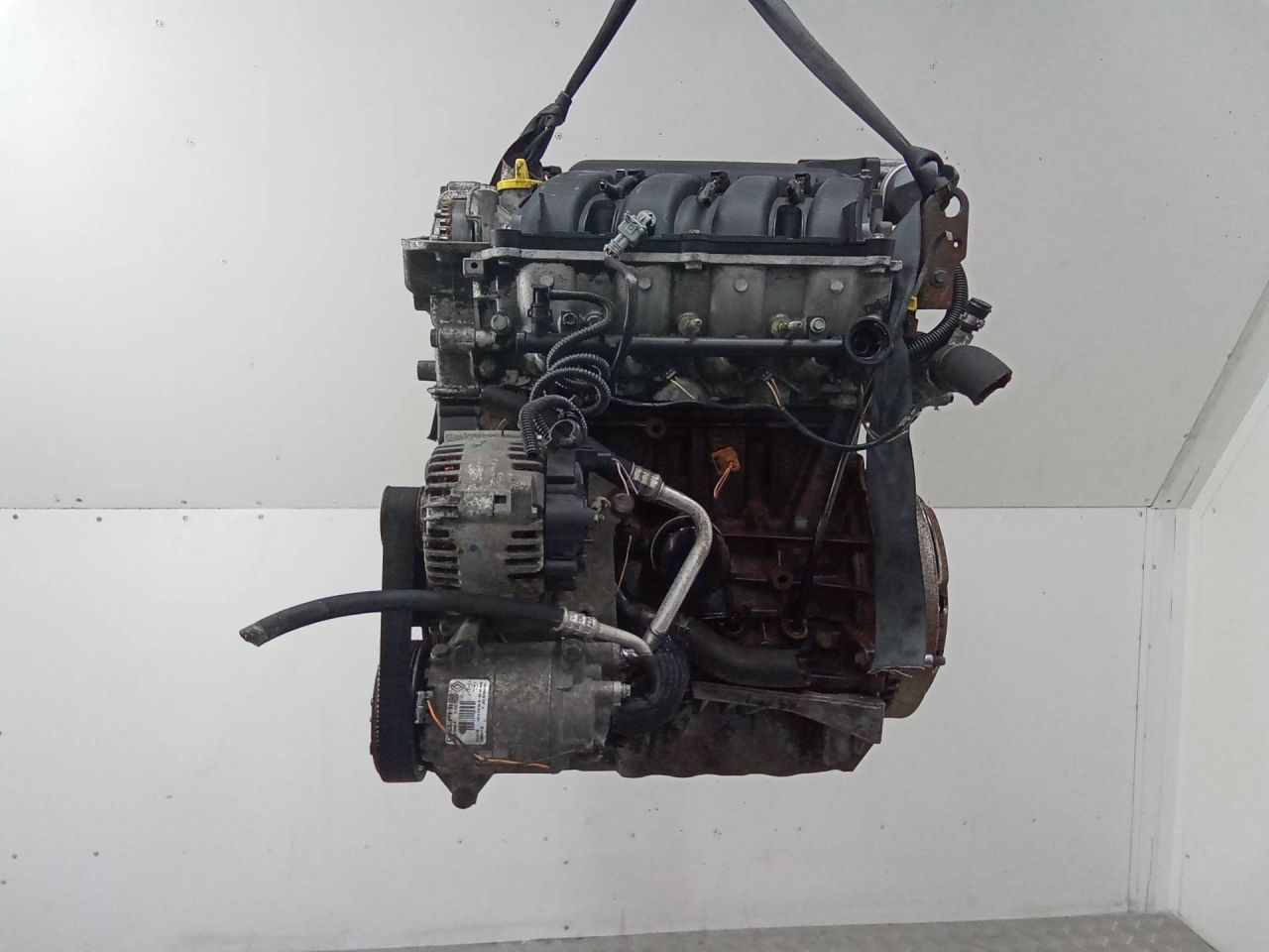 двигатель Renault Scenic 2 поколение 2006, 2.0 л., бензин, МКПП, F4R770 - фото №1