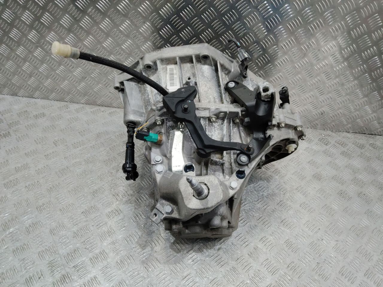 КПП механическая (МКПП) Renault Megane 4 поколение 2017, 1.5 л., K9K 656, дизель, МКПП, TL4086 - фото №1