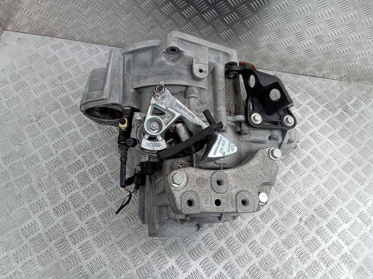 КПП механическая (МКПП) Volkswagen Golf 7 поколение 2016, 2.0 л., дизель, МКПП, PGT - фото №1