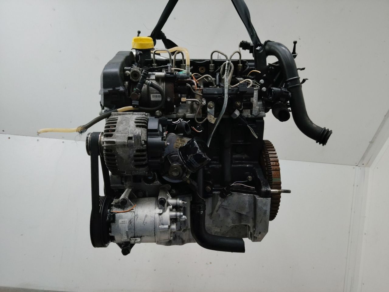 двигатель Renault Megane 2 поколение 2005, 1.5 л., K9K 728, дизель, АКПП - фото №1