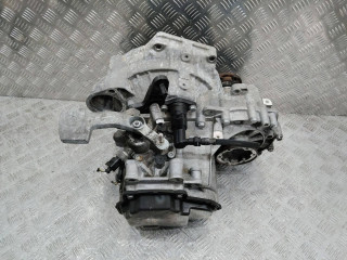 КПП механическая (МКПП) Volkswagen Polo 5 поколение [рестайлинг] 2015, 1.4 л., CUSB, дизель, QYC